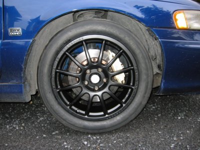 245 45 V710 on PR12 17x8 front