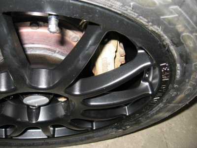  hat Wilwood PR12 17x8 caliper clearance 15 inch
