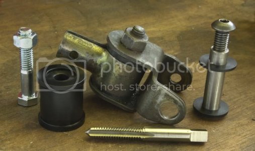 DELRINGBUSHINGPINKIT 1