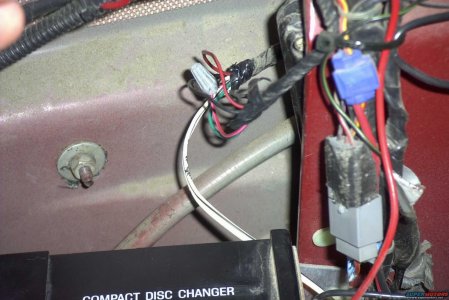 Antenna switch spice closer 1