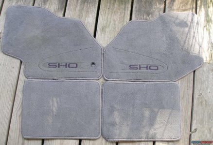 Sho floor mats