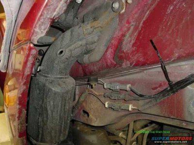 Saxocone with battery drain hose Saxocone with battery drain hose