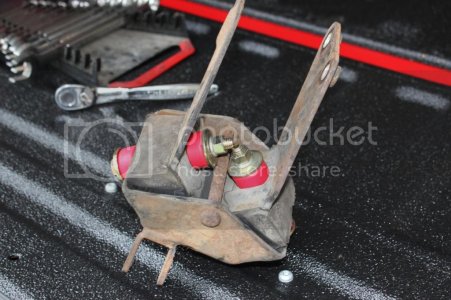 MotorMount002 zps12ca9c1a