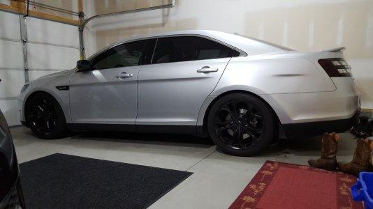 Side view garage