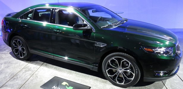 2013 ford taurus 12