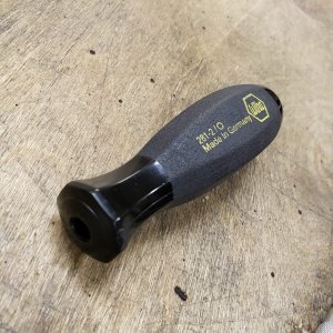 ETloky M5iNygwidth1024height1024cropmodenone